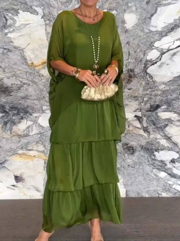 Vestido Longo com Bordas Delicadas - Ésme