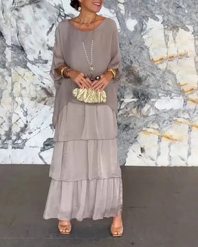 Vestido Longo com Bordas Delicadas - Ésme