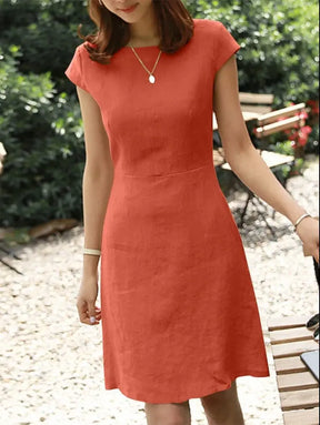 Vestido Curto de Linho Elegante Marina
